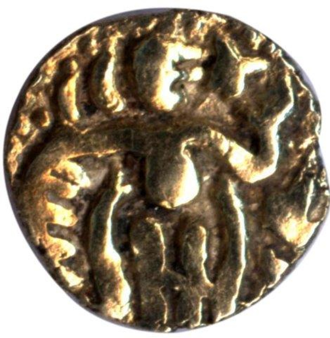 Gold Eighth Kahavanu of  Raja Raja I of Imperial Cholas.