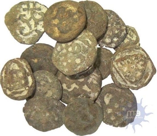 Satavahana Feudatory, Chutu, Uninscribed lead coin (17), About Fine to Very Fine, Rare as a lot collection.
