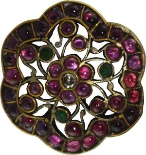 Classical Gold Brooch studdedded with Red Burmese Rubies Emerald and White Sapphire Ninetieth CE.