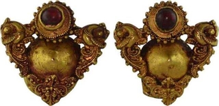 Antique gold Earrings of Ruby of North Karnataka pattern.