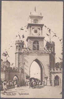 Picture Post Card of The Delhi Gate.