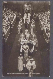 Picture Post Card of Queen Mary's Procession with the Princesses.