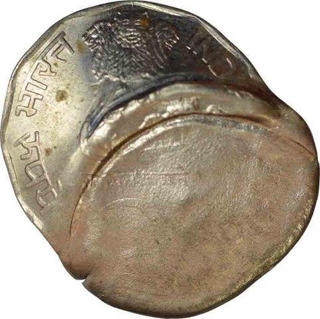 Error Cupro Nickle Two Rupee Coin of Republic India of  2000.