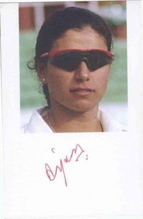 Autograph of Anjum Chopra of Indian Women Cricketer.