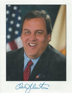 Autograph of Chris Christie of  Fiftyfifth Governor of New Jersey and a leading member of the Republican Party.