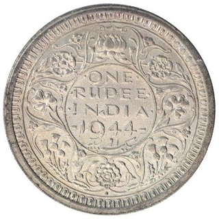 Silver One Rupee Coin of King George VI of Bombay Mint of 1944.