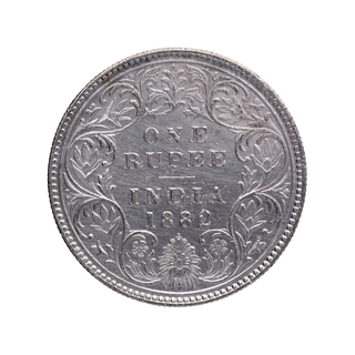 Silver One Rupee Coin of Victoria Empress of Bombay Mint of 1882.