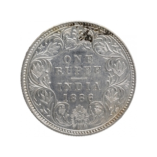 Silver One Rupee Coin of Victoria Empress of Bombay Mint of 1886.