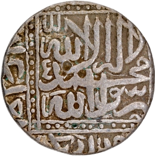 Mughal Empire Akbar Silver Rupee Coin of Ahmadabad Mint with Hijri year 985.