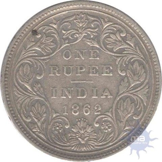 Silver One Rupee Coin of Victoria Queen of Bombay Mint of 1862.