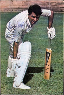 Autograph of Sunil Manohar Gavaskar on the Photograph.